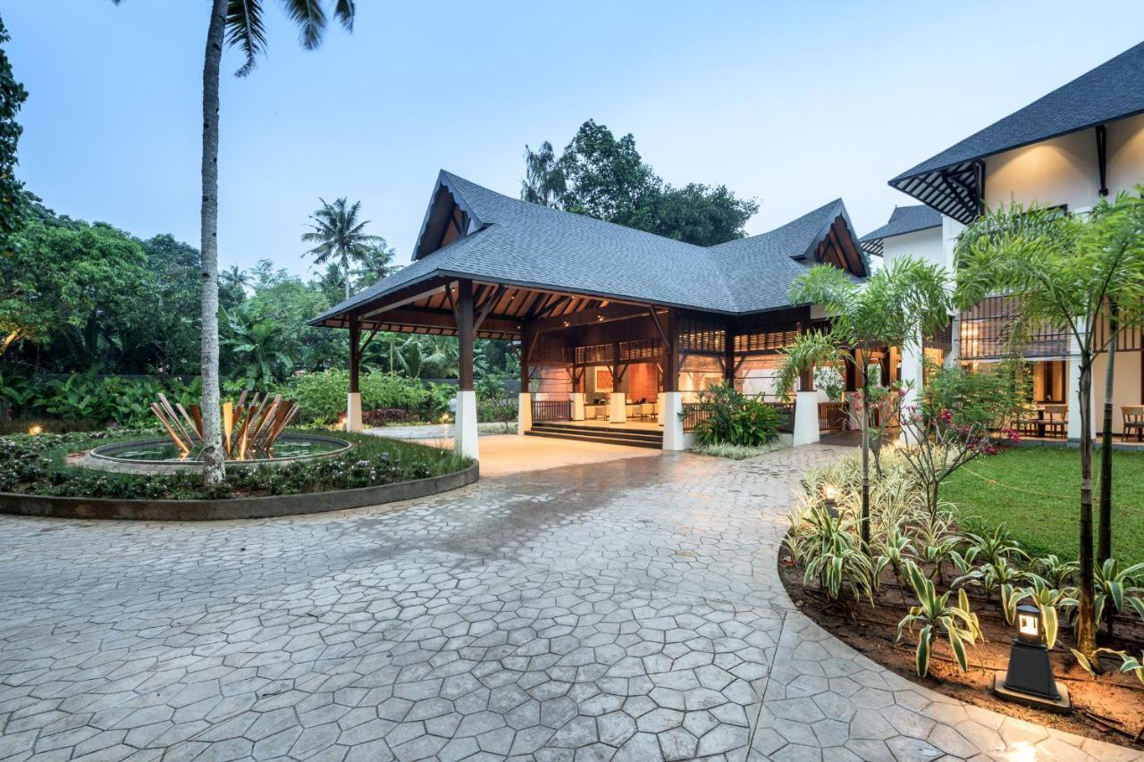 Club Mahindra Ashtamudi Hotel Nīndakara Екстериор снимка