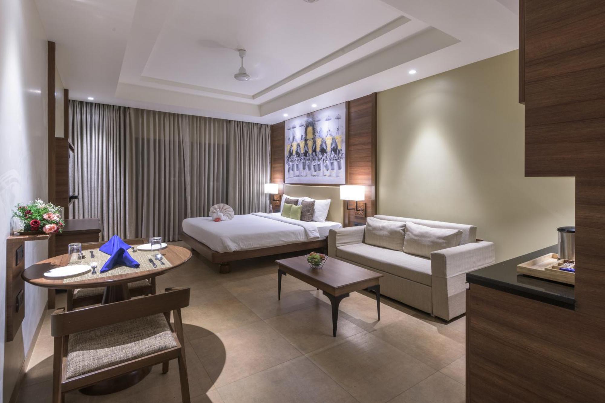 Club Mahindra Ashtamudi Hotel Nīndakara Екстериор снимка